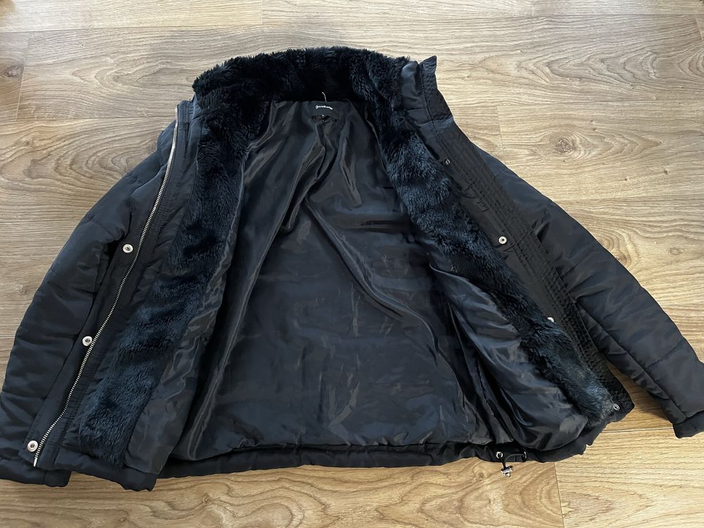 Kurtka zimowa Stradivarius 38