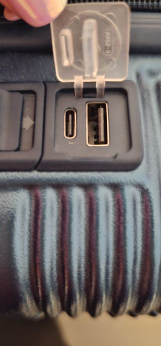 Wittchen walizka ultralekka kabinowa z klapką na laptop