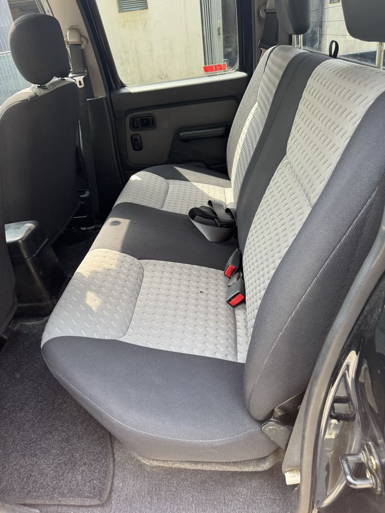 Nissan navara 2.5di