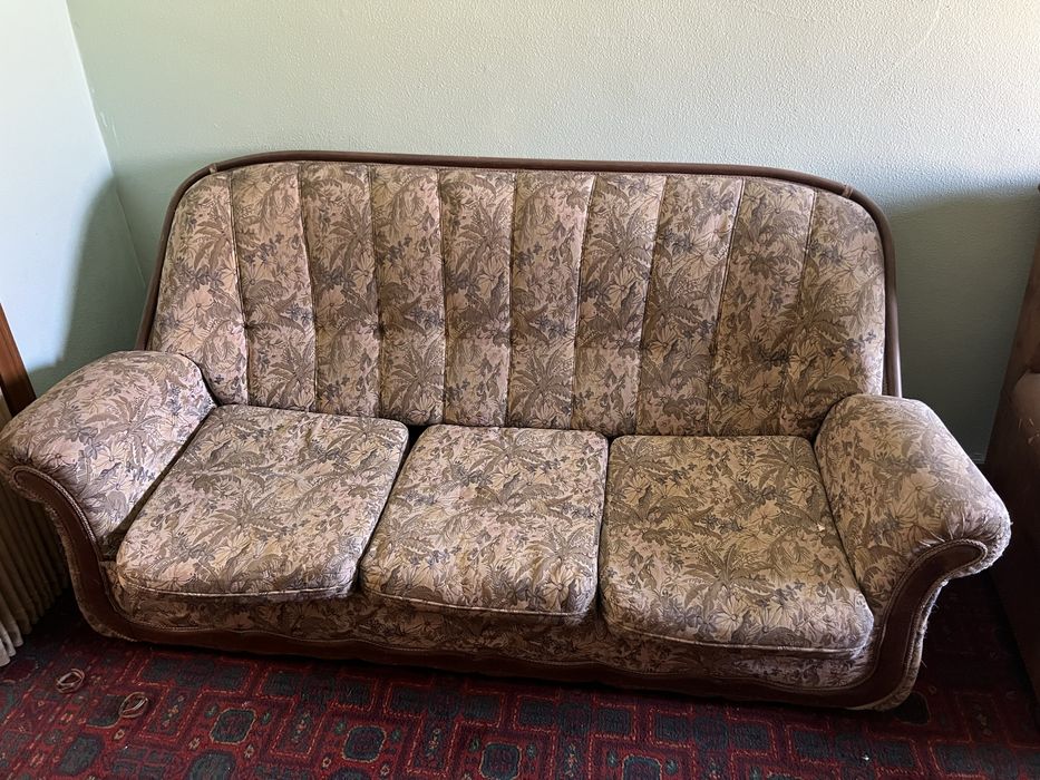 Sofá/Cama Vintage - Para Restauro