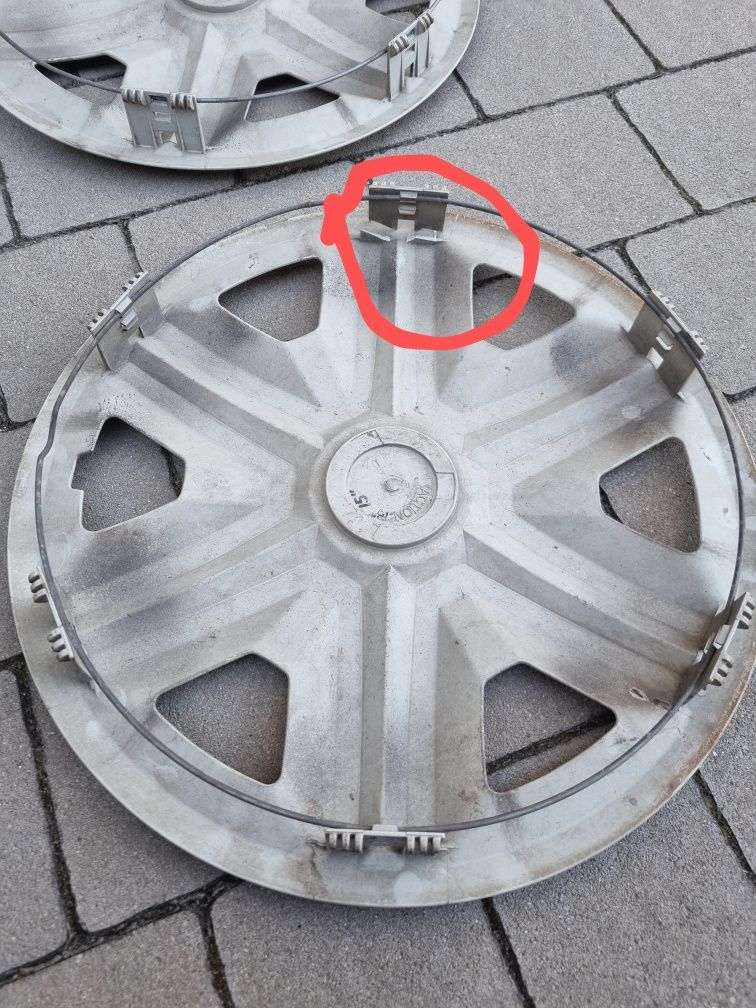 Kołpaki srebrne 15