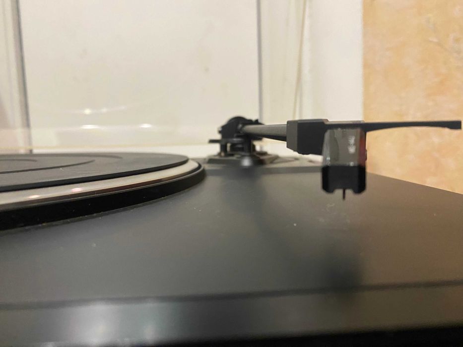 Виниловый проигрыватель Sanyo TP6100