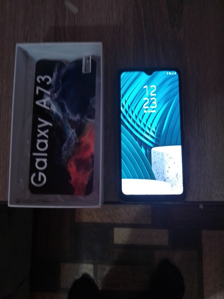 Продам телефон Samsung Galaxy A73
