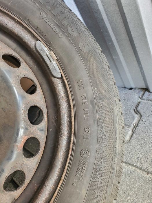 Komplet kół zimowych VW, SEAT, Skoda 195/65R15, 195/65/15 6-7 mm