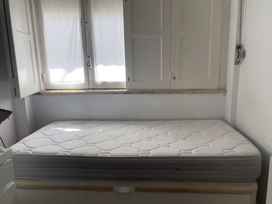 colchão muito bom estado de 90x199