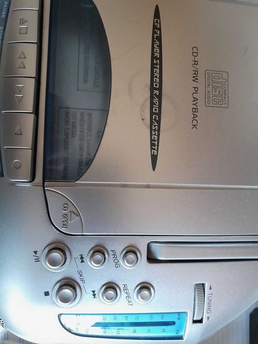Radiomagnetofon CD Elemis