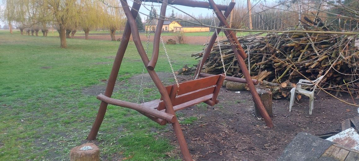Huśtawka ogrodowa bocianie gniazdo do ogrodu