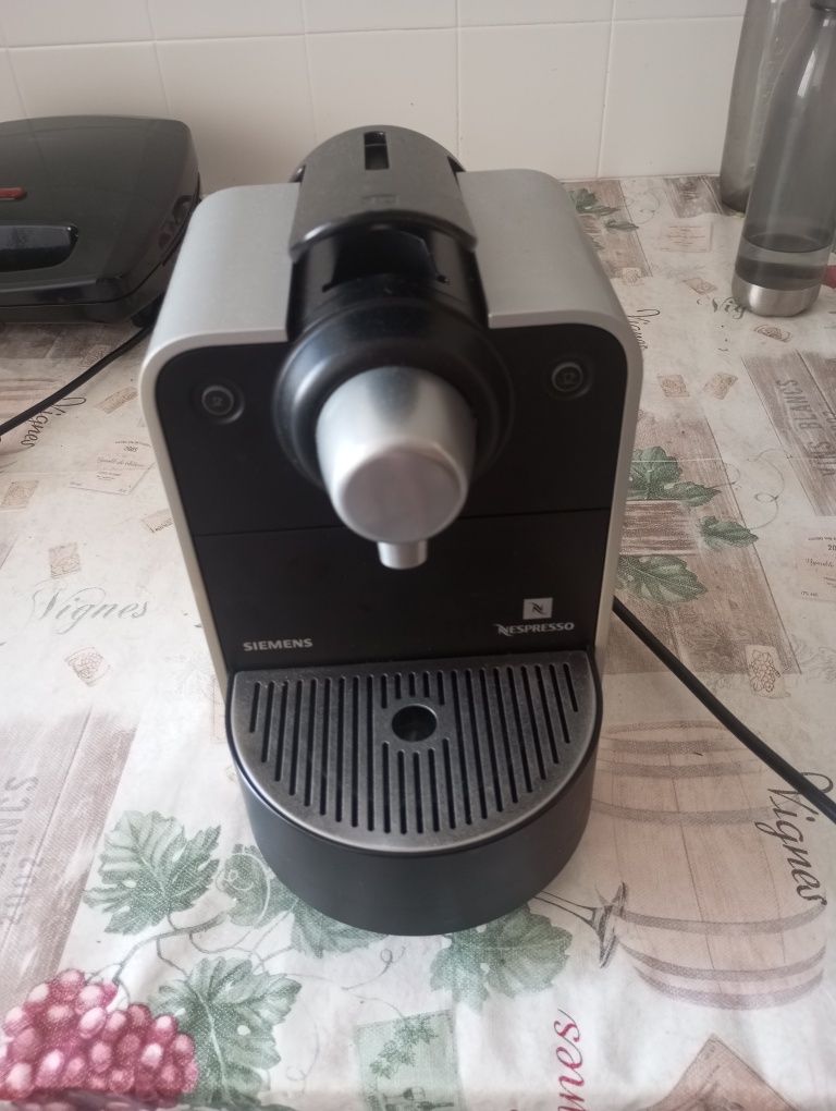 Vendo máquina de café expresso
