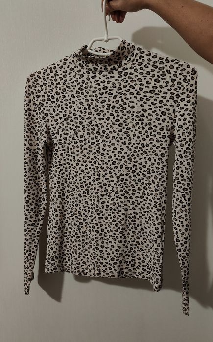 Лонгслив леопардовый в рубчик