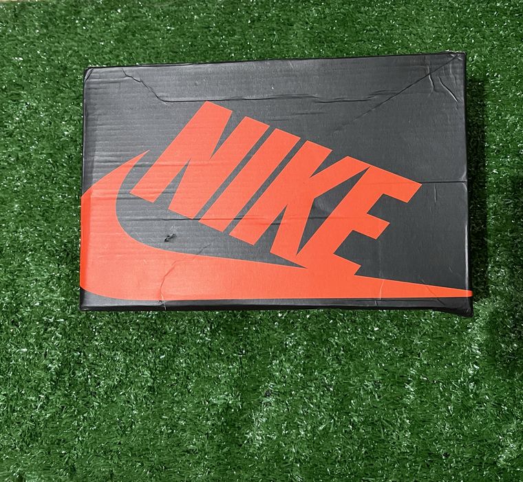 Jordan 1 Travis Scott