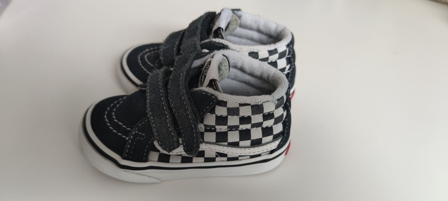 Buty Vans dziecięce r. 22