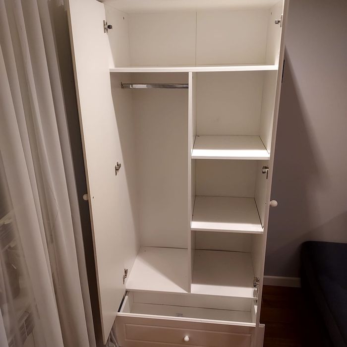 Szafa biała do pokoju