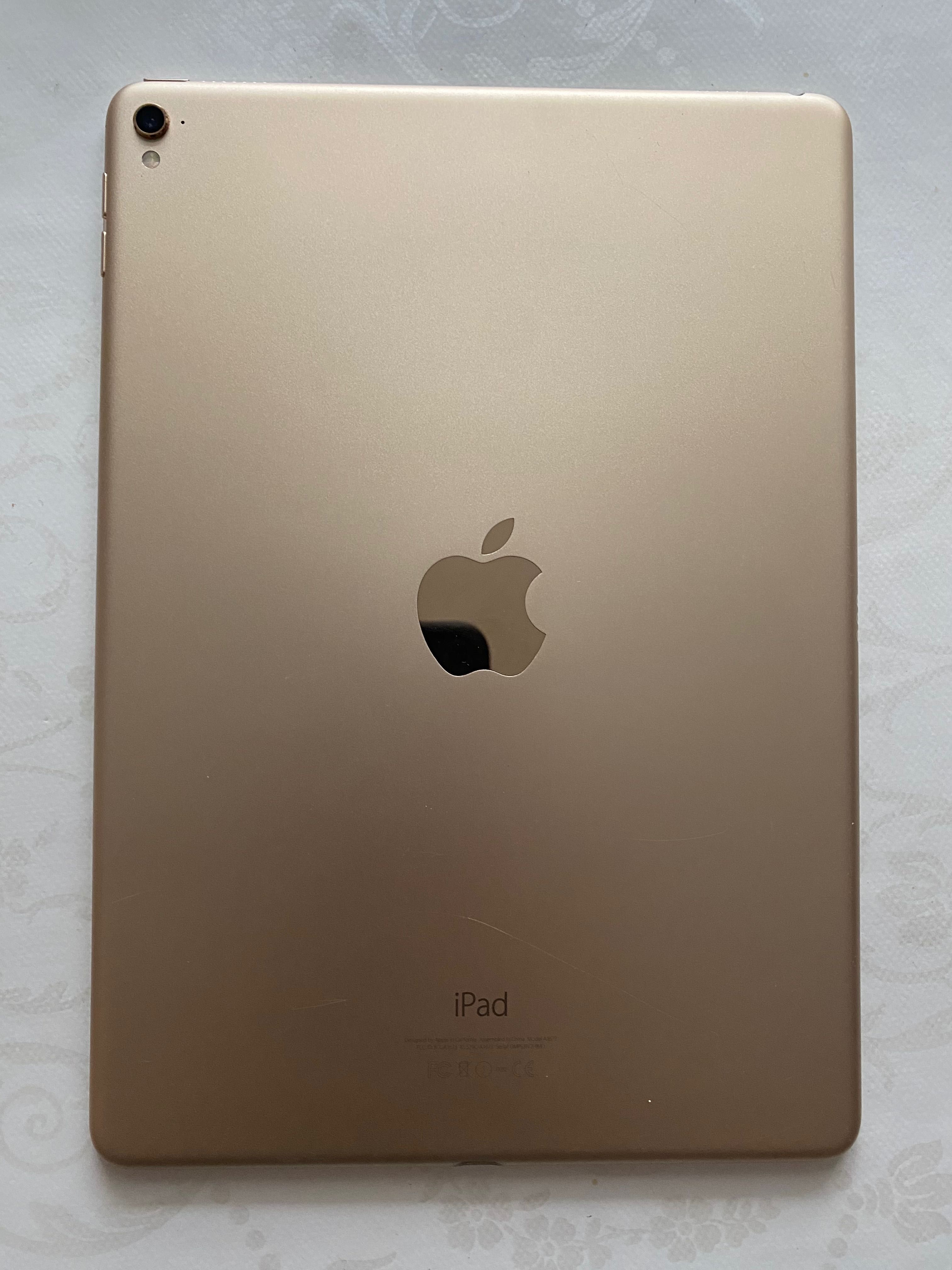 iPad Pro 9.7 Gold 32 gb.