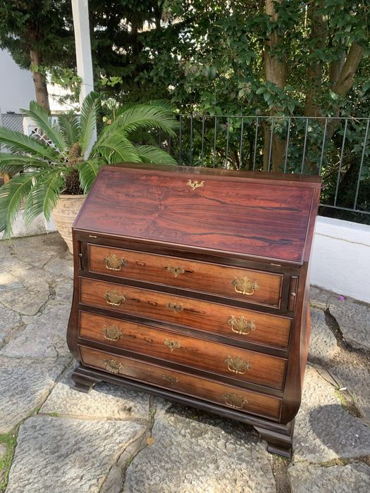 Papeleira em Pau santo