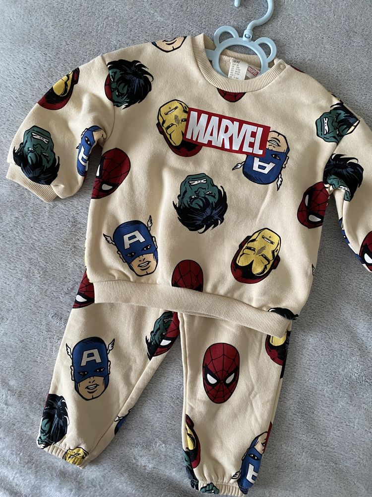 Дитячий костюм Marvel H&M