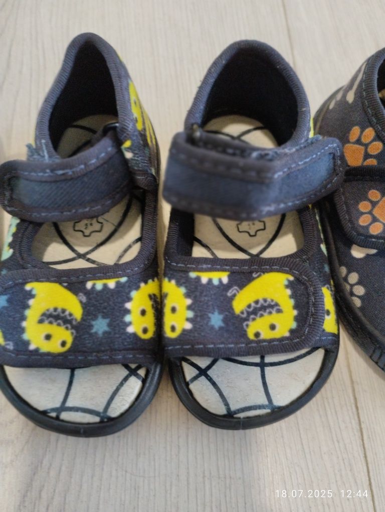 Kapcie sztywny zapiętek r. 20 Befado, Bobbie Shoes
