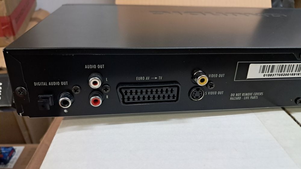 Leitor cd / dvd Grundig Xenaro GDP4200