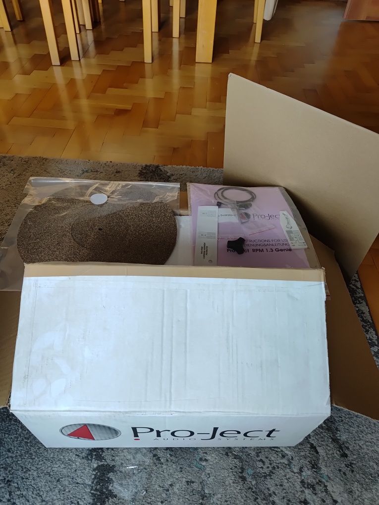 Gramofon Project RPM 1.3 bez wkładki, stan bardzo dobry