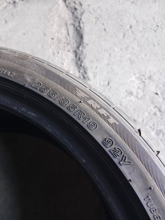 255.35.19 Bridgestone 4шт літо шини гума склад Харків Шиномантаж з Євр