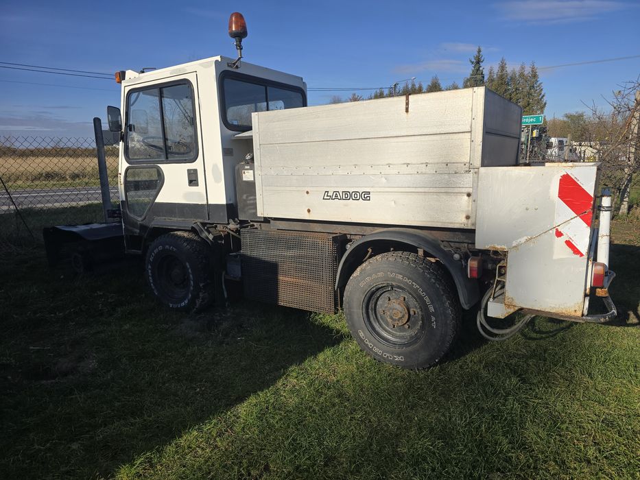 Ladog G129 4x4 hydrostat akcja zima pługo piaskarka solarka chodniki
