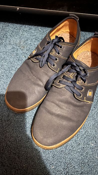 Чоловічі туфлі