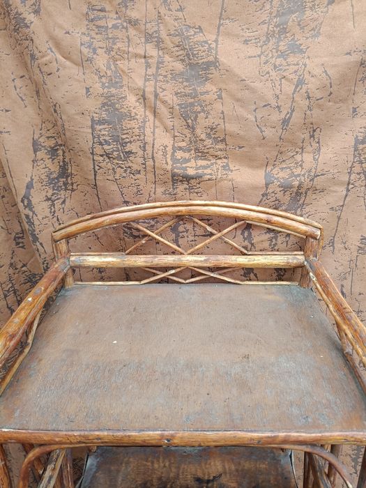 Вінтажні етажерка з лози