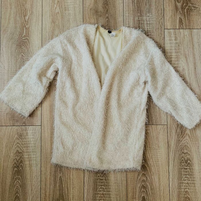 H&M kremowy kożuszek sweterek marynarka XS 34