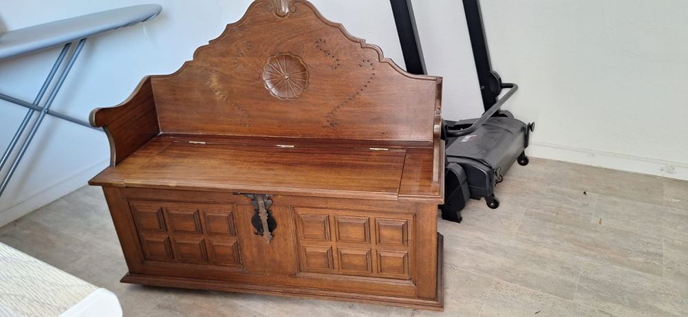 Arca banco em muito bom estado