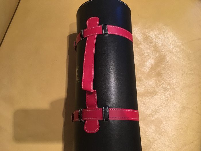 Elegancki zestaw do wina sygnowany MTV unikat 5 elementów + etui tuba