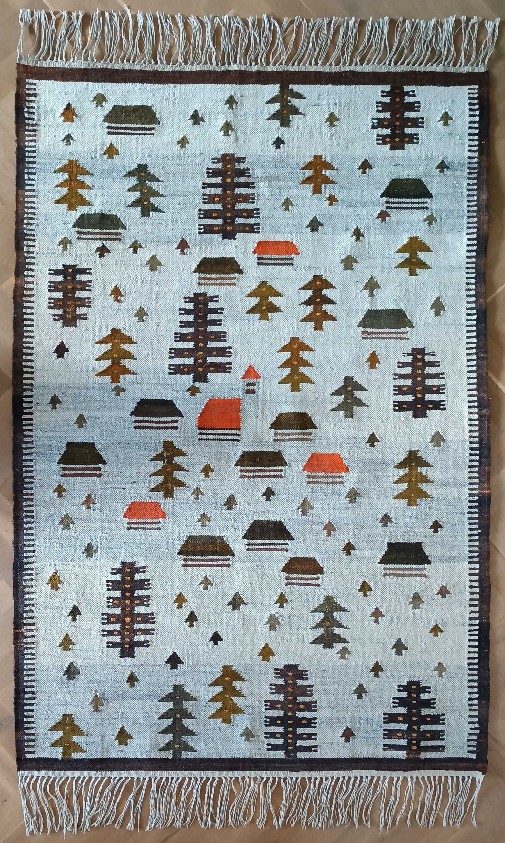 Kilim „Szałasy” Aleksandra Lewińska, Zakopiańskie Warsztaty Wzorcowe.