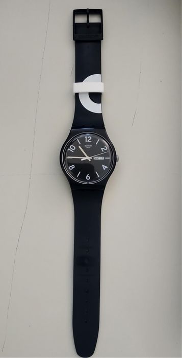 Relógio Swatch preto