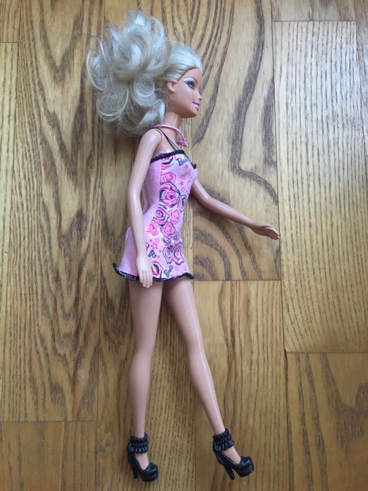 Lalka Barbie gratis lustereczko