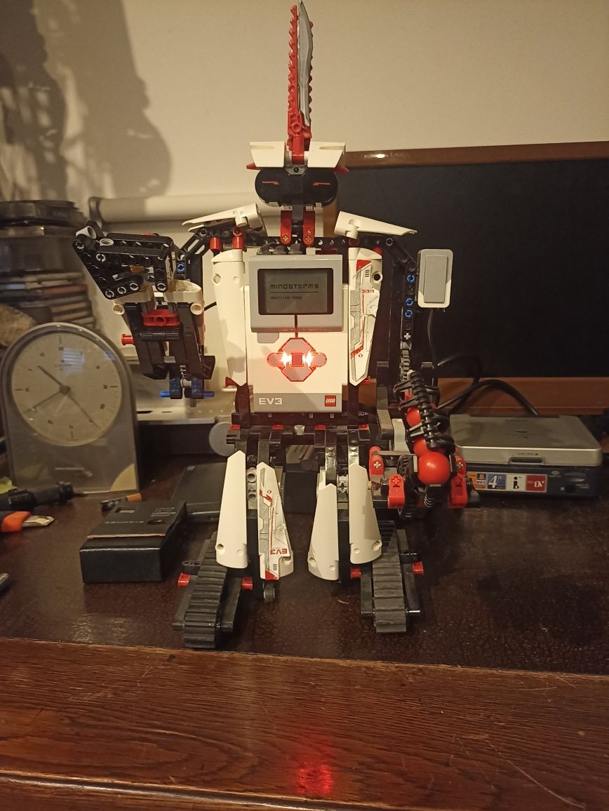 Lego robot mindstorms