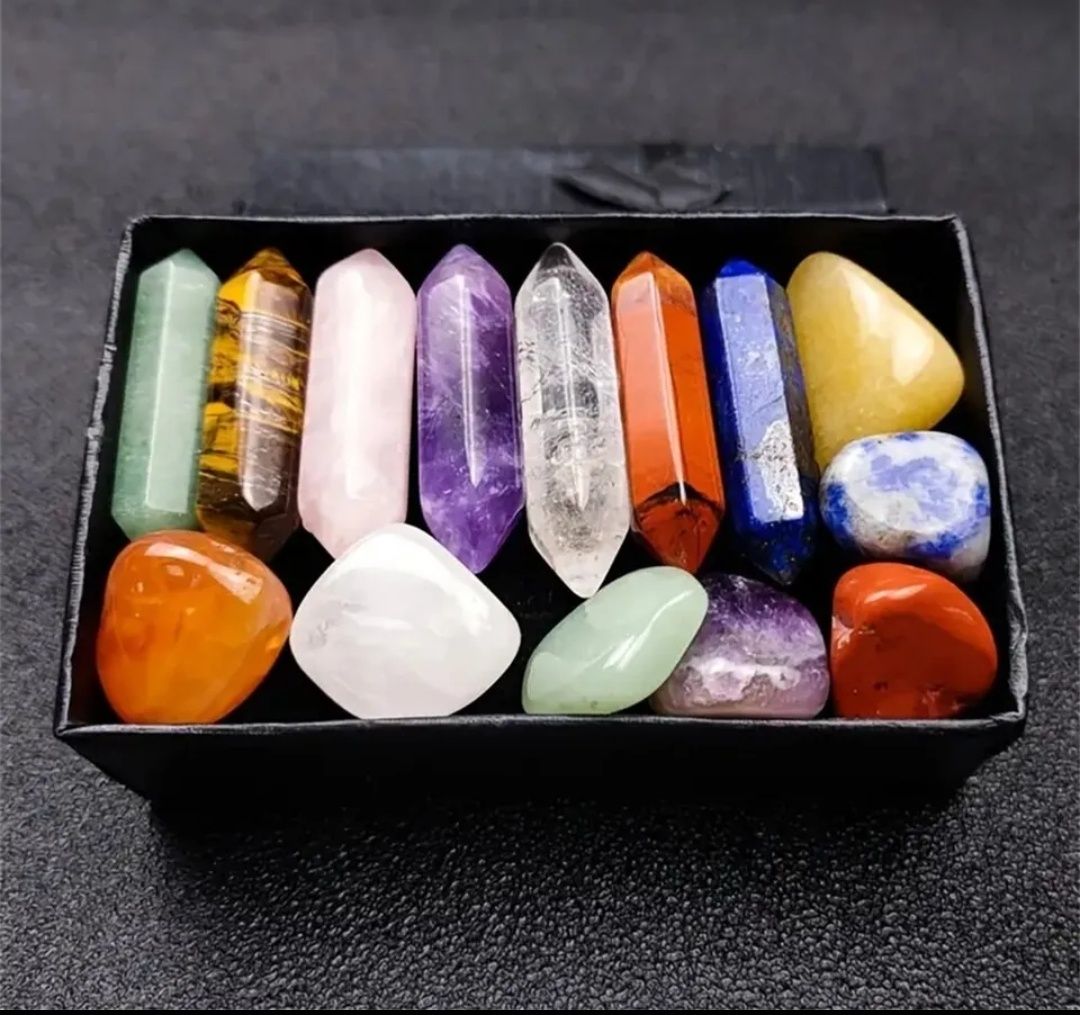 Caixa com 14 pedras dos Chakras