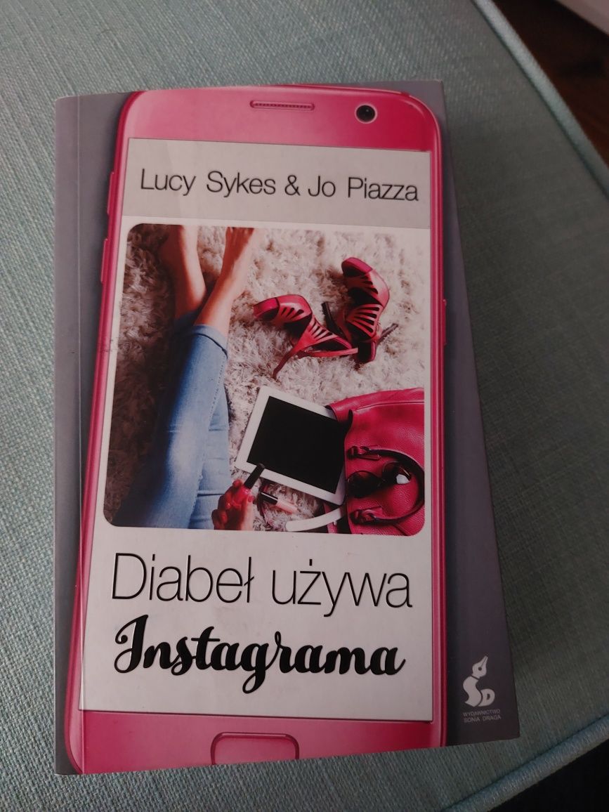 ,,diabel uzywa instagrama"