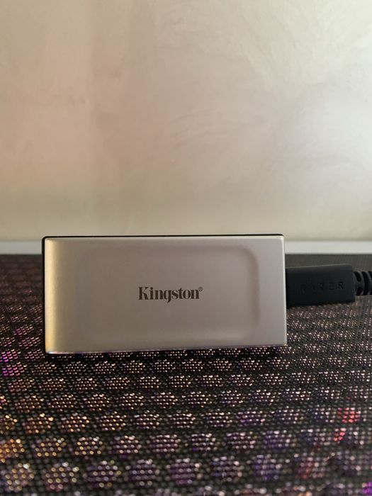 SSD-накопичувач | Kingston XS2000 | 1 TБ | USB 3.2 Gen 2x2 | 20Gbps