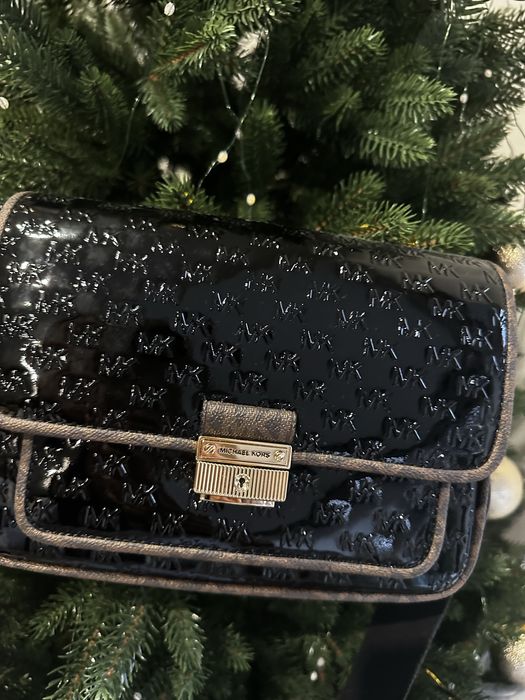 Сумка  кросбоді Michael Kors