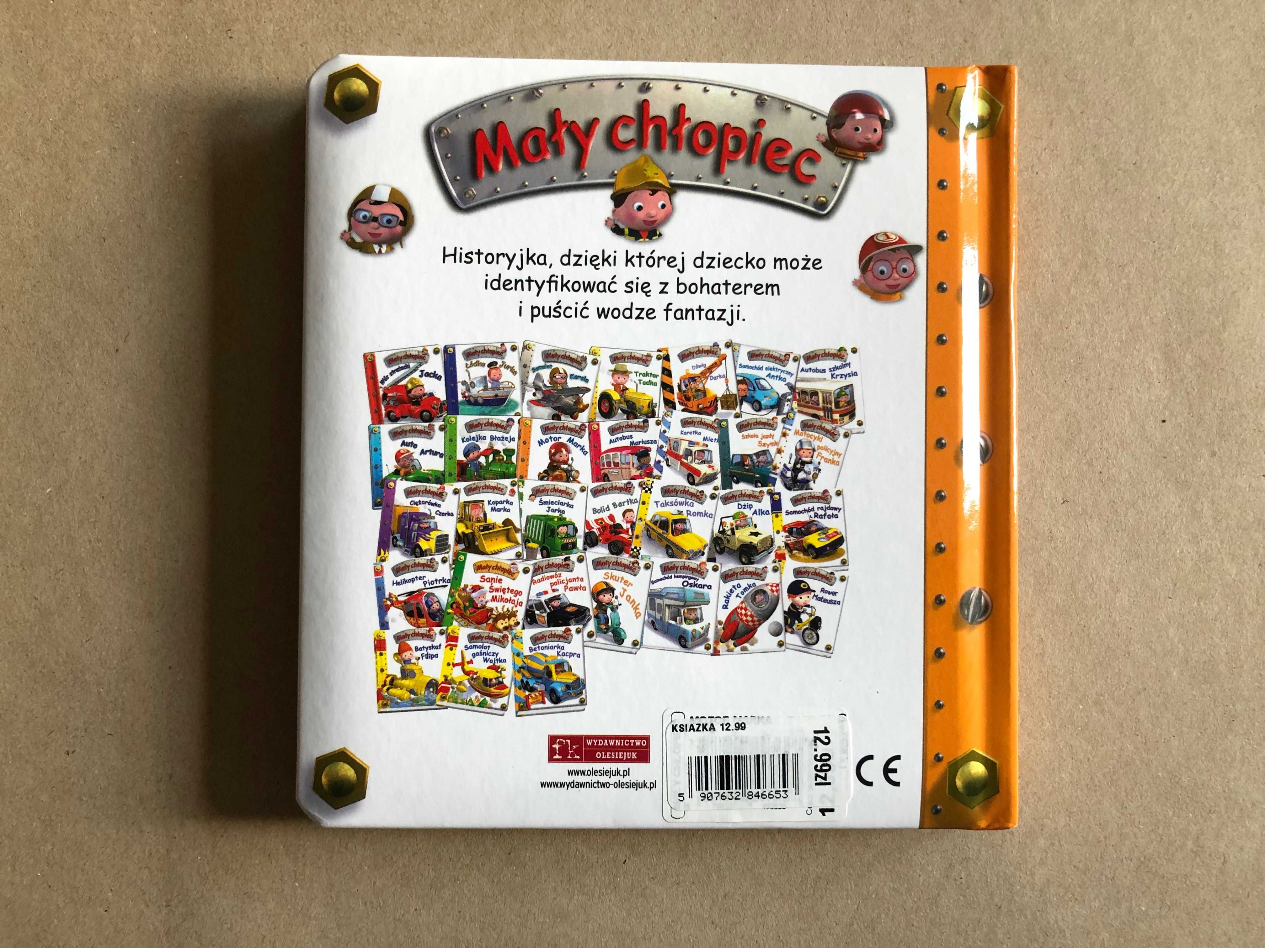 Mały chłopiec - motor Marka