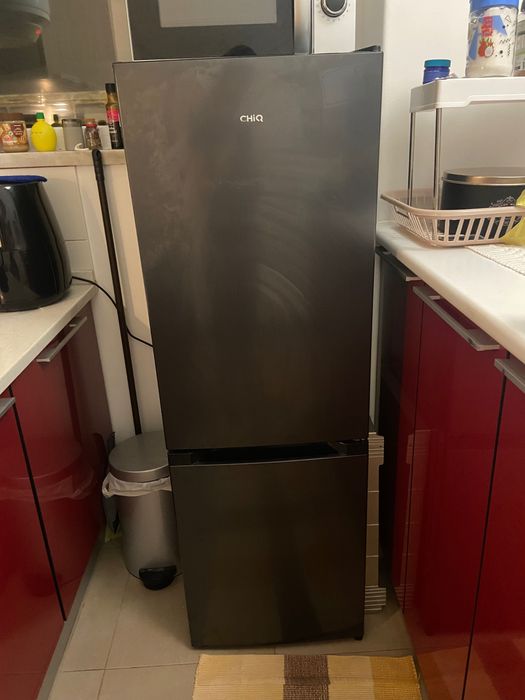 Vendo geladeira/frigorifico semi novo