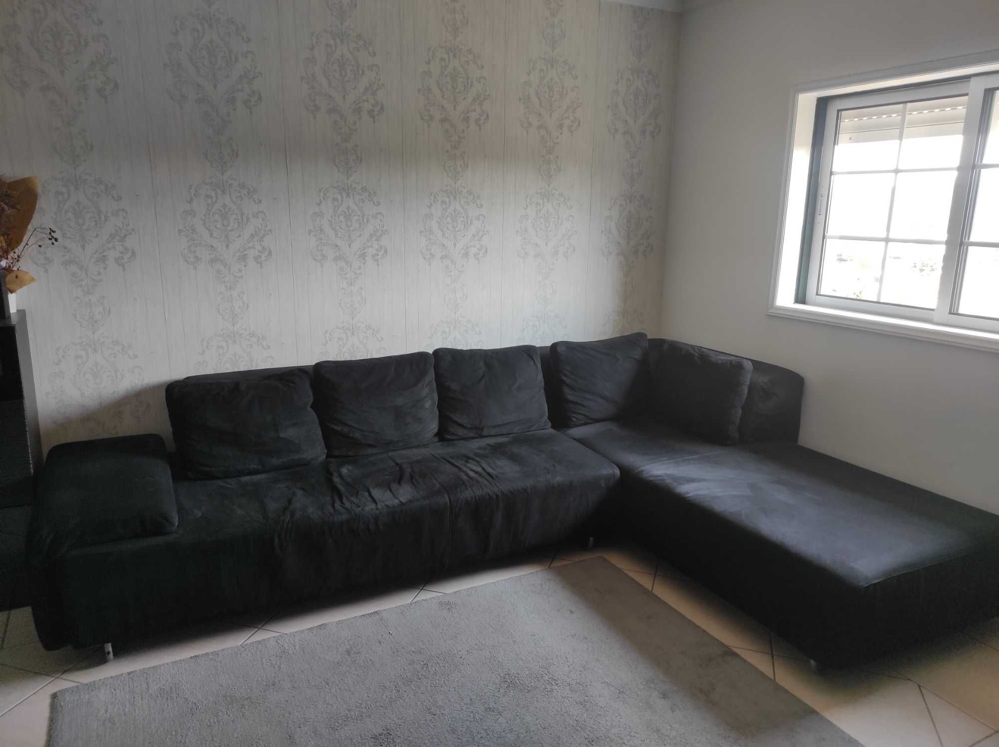 Sofá com chaise longue