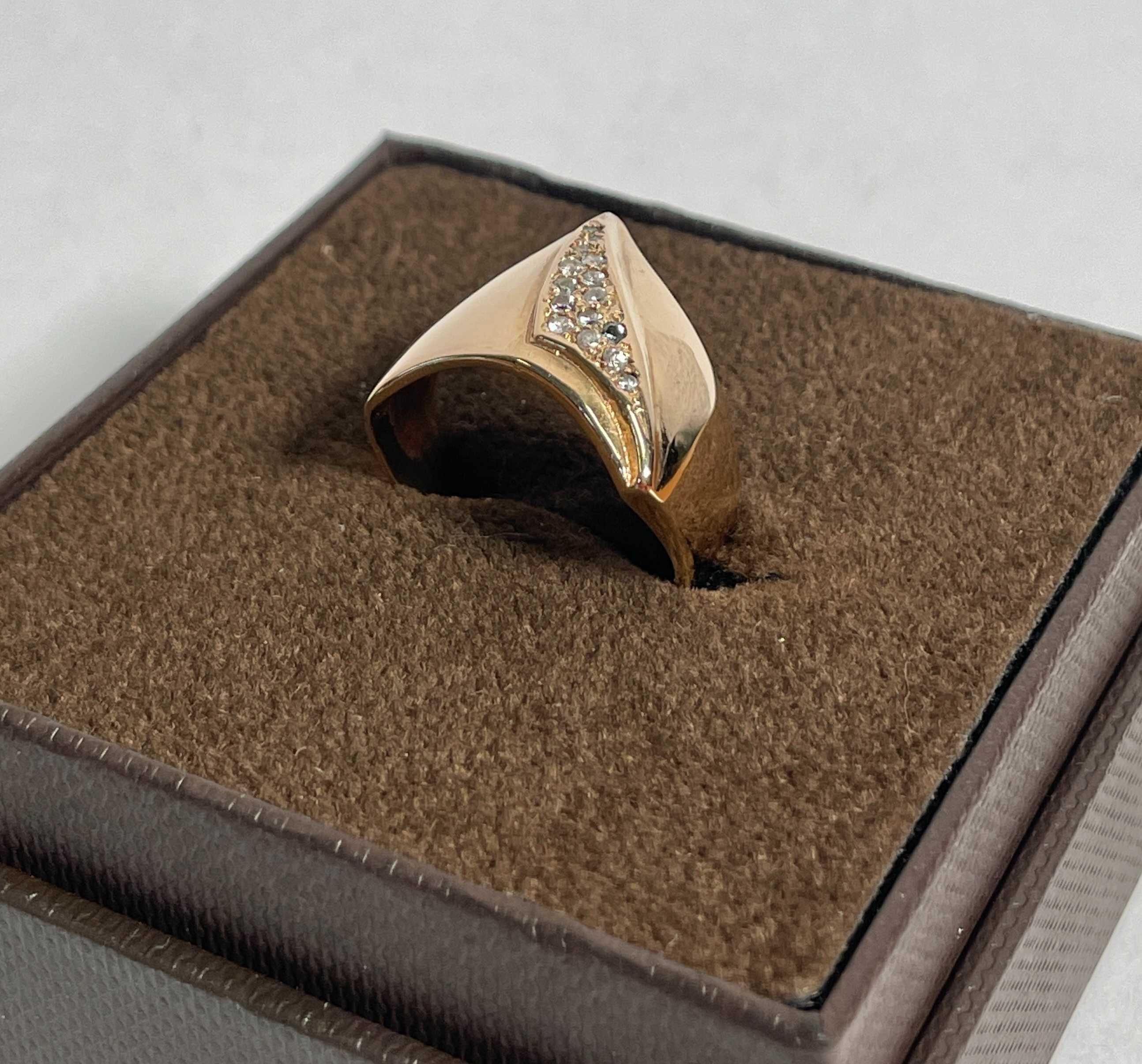 Piękny złoty pierścione pr.585, rozm 13, waga 5,6g
