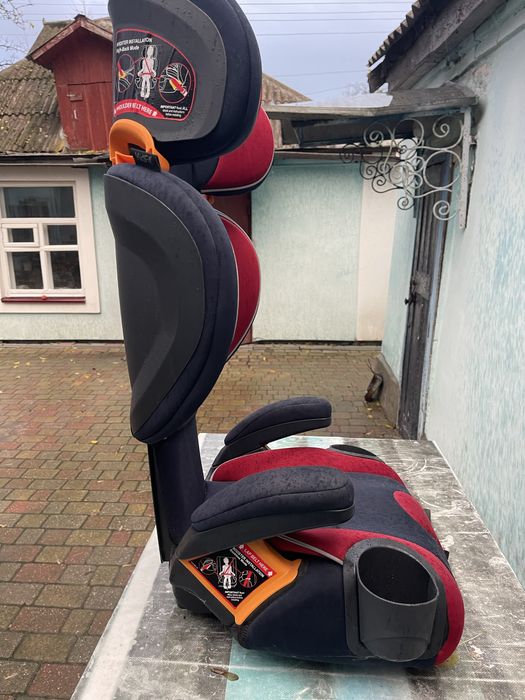 Дитяче автомобільне кресло