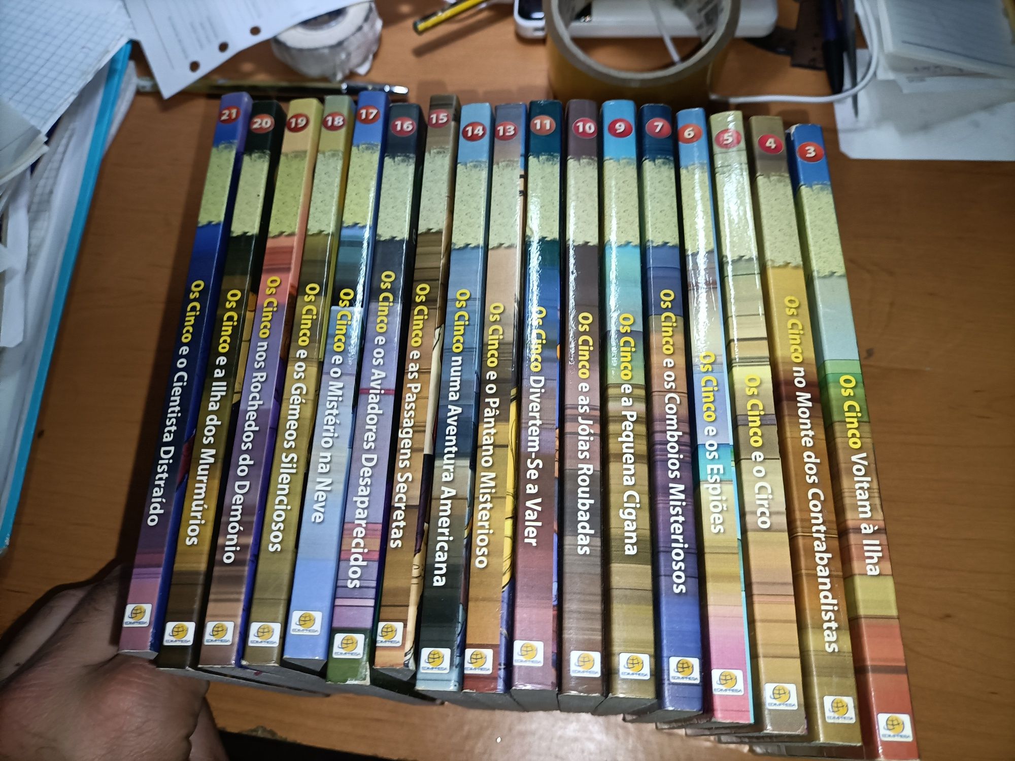 Os cinco_17 livros
