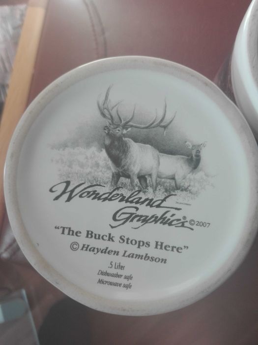 Kufle do piwa z gliny