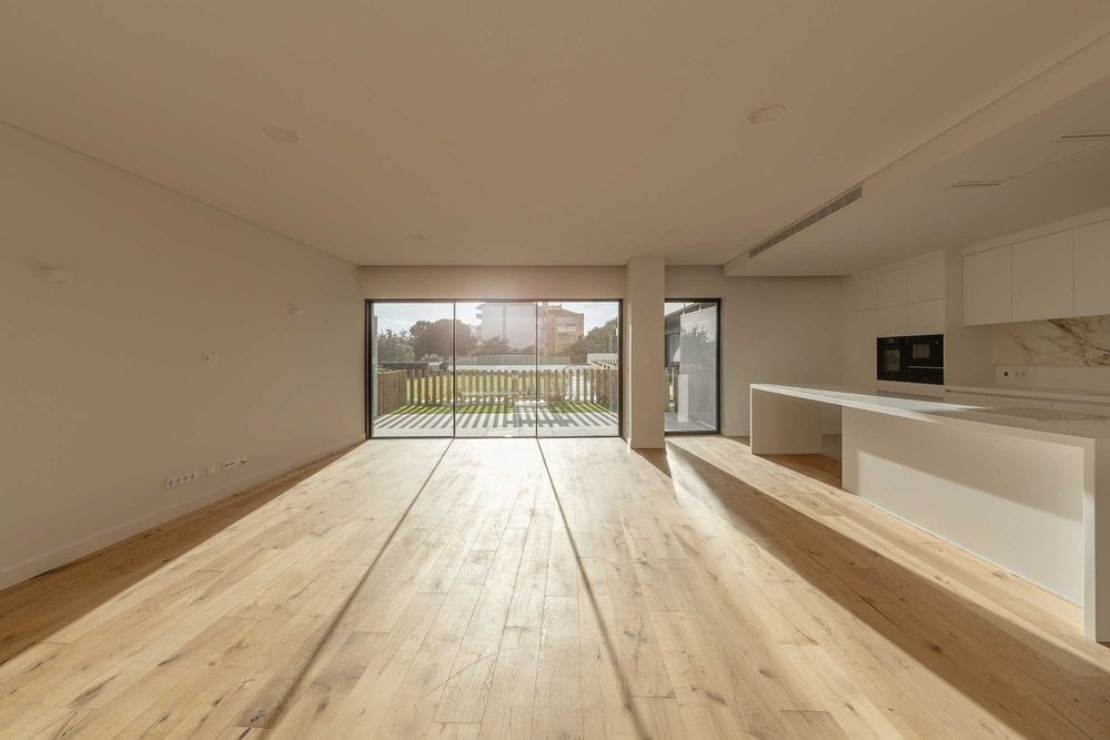 Apartamento Premium Novo com Jardim Privado | Costa de Cascais