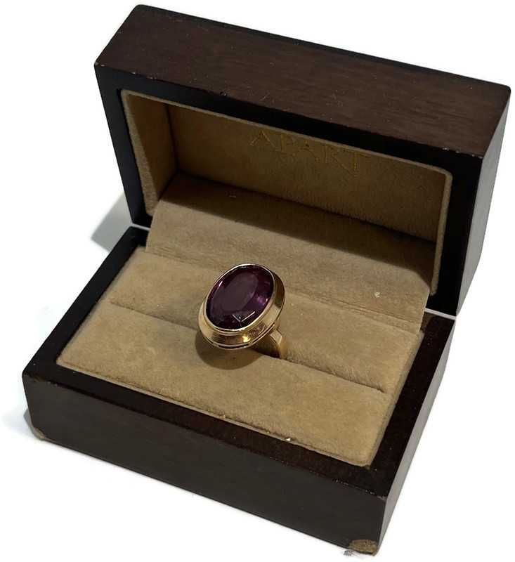 ZŁOTO - pierścionek z fioletowym oczkiem 585/9,42g