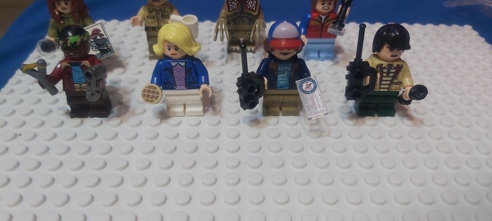 Klocki figurki stranger Klocki figurki stranger things 8 sztuk