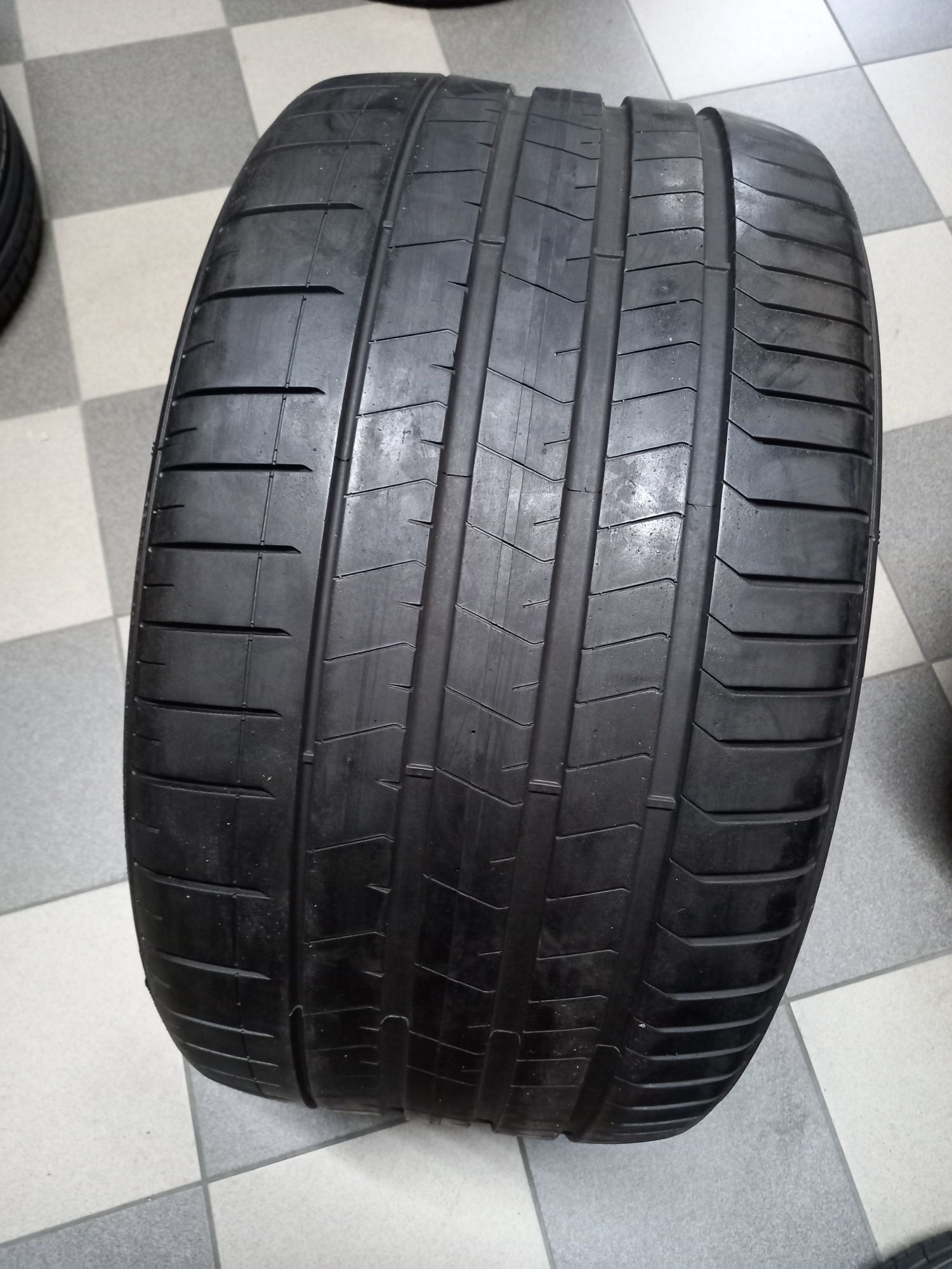 Opona Letnia Pirelli P Zero NO DOT 2020,315/30/21 1 sztuka 6mm