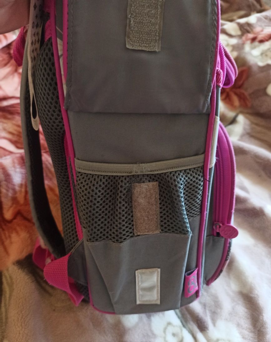 Шкільний рюкзак, каркасний Школьный рюкзак с анатомической спинкой