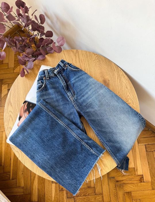 Продам джинси ZARA, нові , розмір m